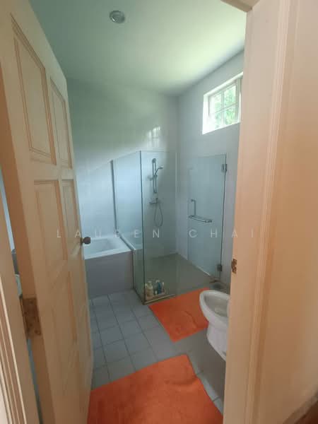 Rumah Banglo untuk Dijual di Leisure Farm (Gelang Patah) - Lauren Chai - Bathroom - PropertyGuru.com.my