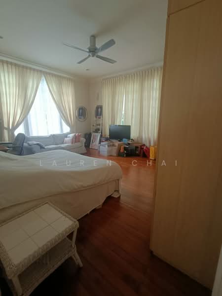 Rumah Banglo untuk Dijual di Leisure Farm (Gelang Patah) - Lauren Chai - Bedroom - PropertyGuru.com.my