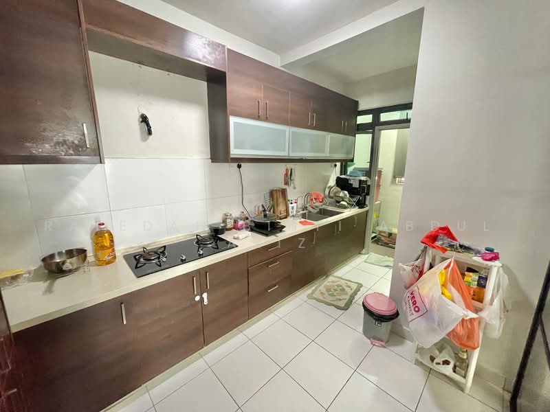 Service Residence for Sale at Metia Residence - Rafedah Binti Abdul Aziz - Kitchen - PropertyGuru.com.my