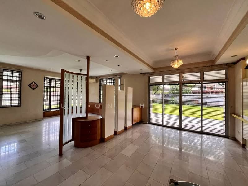 Bungalow for Sale in Taman Perling (Perling) - Tuxton Phiong - Living Room - PropertyGuru.com.my