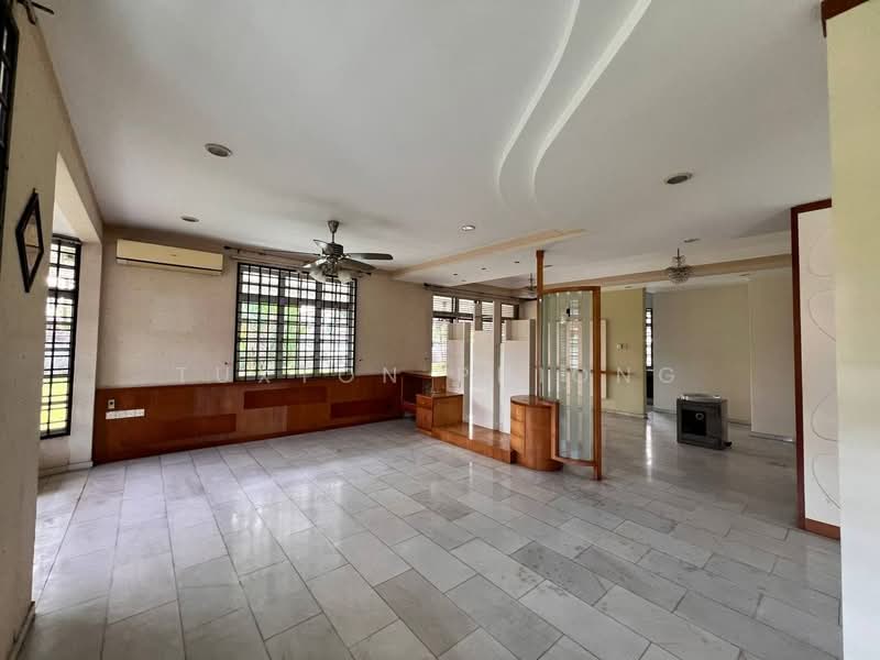 Bungalow for Sale in Taman Perling (Perling) - Tuxton Phiong - Living Room - PropertyGuru.com.my