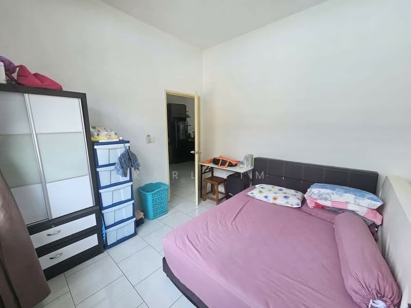 Rumah Teres 1-Tingkat untuk Dijual di Setia Eco Gardens (Gelang Patah) - Karl Lim - Bedroom - PropertyGuru.com.my