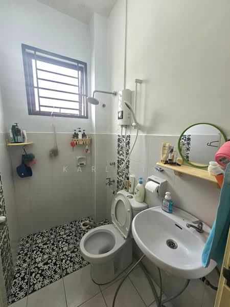 Rumah Teres 1-Tingkat untuk Dijual di Setia Eco Gardens (Gelang Patah) - Karl Lim - Bathroom - PropertyGuru.com.my