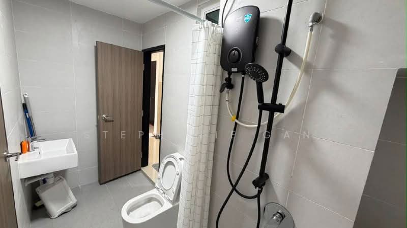 Service Residence for Rent at TRELLIS RESIDENCES - Stephanie Gan - Bathroom - PropertyGuru.com.my