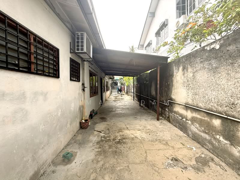Bungalow for Sale in Kampung Cheras Baru (Ampang) - Akmal Adam - Exterior - PropertyGuru.com.my