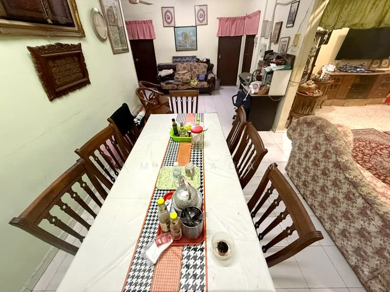 Bungalow for Sale in Kampung Cheras Baru (Ampang) - Akmal Adam - Dining Room - PropertyGuru.com.my