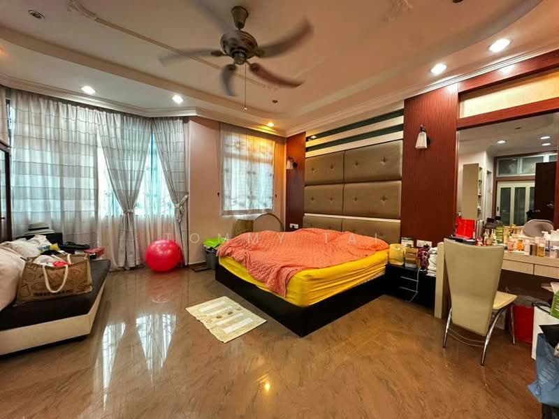 Rumah Teres 2 Tingkat untuk Dijual di Taman Sutera Utama (Skudai) - Tommy Tai - Bedroom - PropertyGuru.com.my