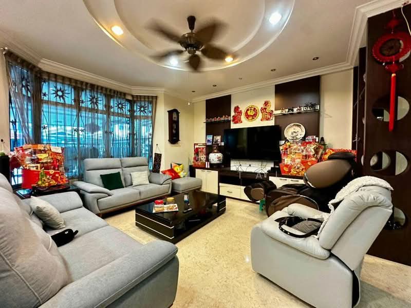Rumah Teres 2 Tingkat untuk Dijual di Taman Sutera Utama (Skudai) - Tommy Tai - Living Room - PropertyGuru.com.my