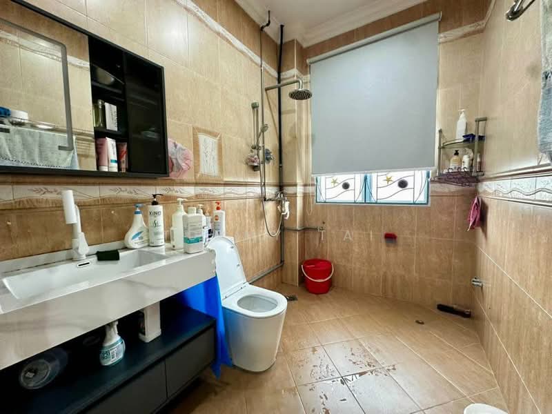 Rumah Teres 2 Tingkat untuk Dijual di Taman Sutera Utama (Skudai) - Tommy Tai - Bathroom - PropertyGuru.com.my