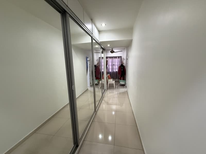 2-storey Terraced House for Sale in Taman Teluk Pulai (Klang) - Kelly Teo - Corridor - PropertyGuru.com.my
