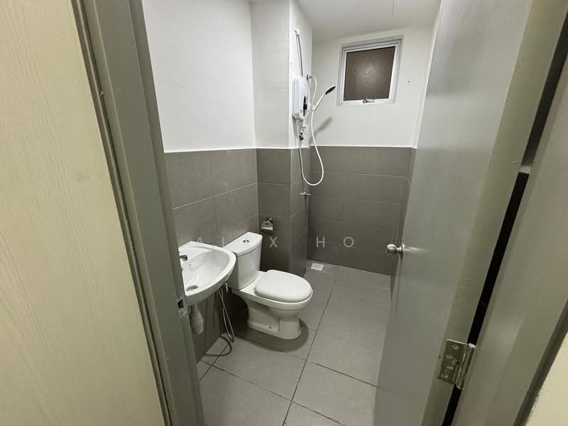 Kediaman Servis untuk Disewa di Prestige Residence - Alex Ho - Bathroom - PropertyGuru.com.my