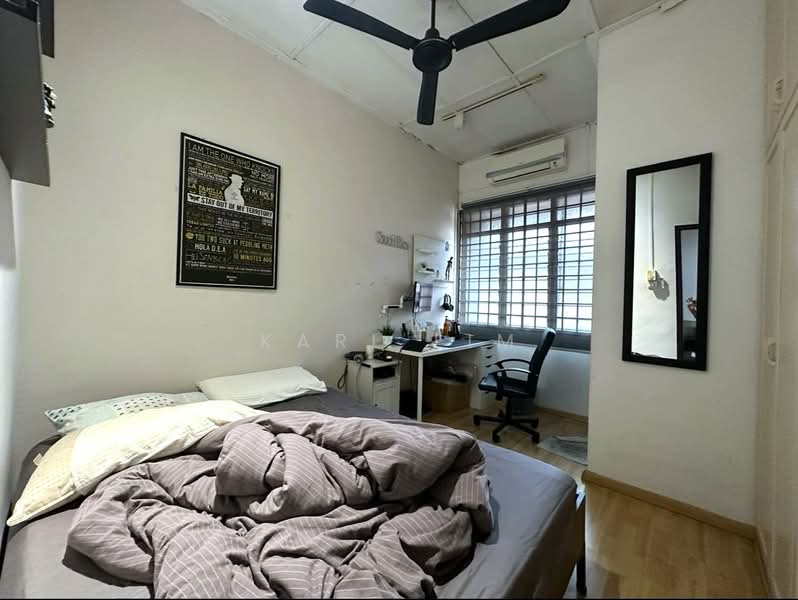 2-storey Terraced House for Sale in Taman Perling (Perling) - Karl Lim - Bedroom - PropertyGuru.com.my