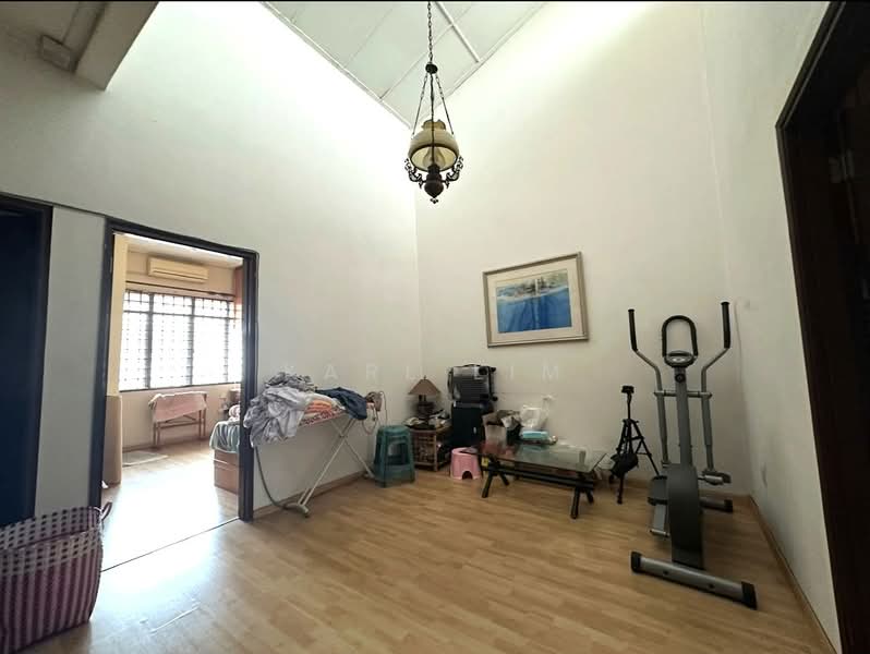2-storey Terraced House for Sale in Taman Perling (Perling) - Karl Lim - Living Room - PropertyGuru.com.my