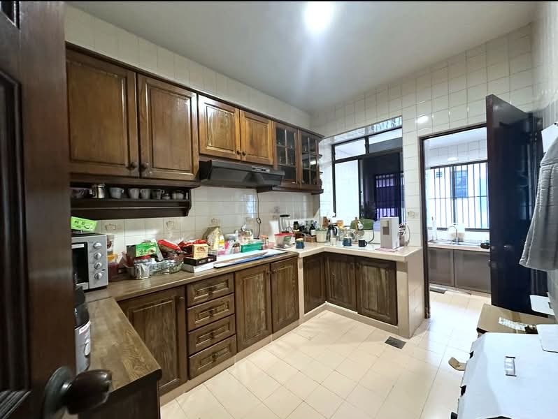2-storey Terraced House for Sale in Taman Perling (Perling) - Karl Lim - Kitchen - PropertyGuru.com.my