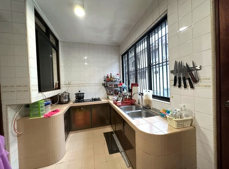 2-storey Terraced House for Sale in Taman Perling (Perling) - Karl Lim - Kitchen - PropertyGuru.com.my
