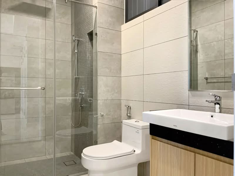 Servis Apartment untuk Disewa di The Sentral Suites - Mico Wong - Bathroom - PropertyGuru.com.my