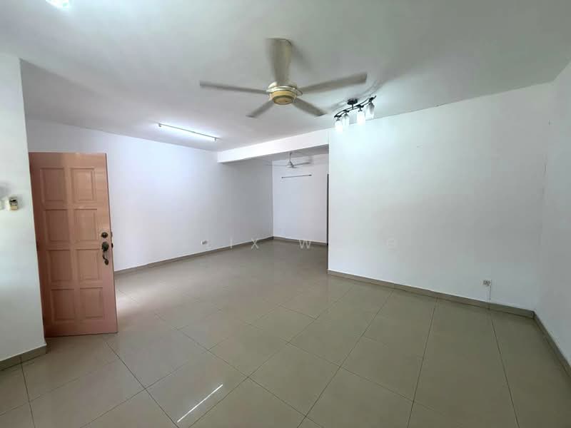 2-storey Terraced House for Sale in TAMAN PUCHONG UTAMA (Puchong) - Felix Wong - Living Room - PropertyGuru.com.my