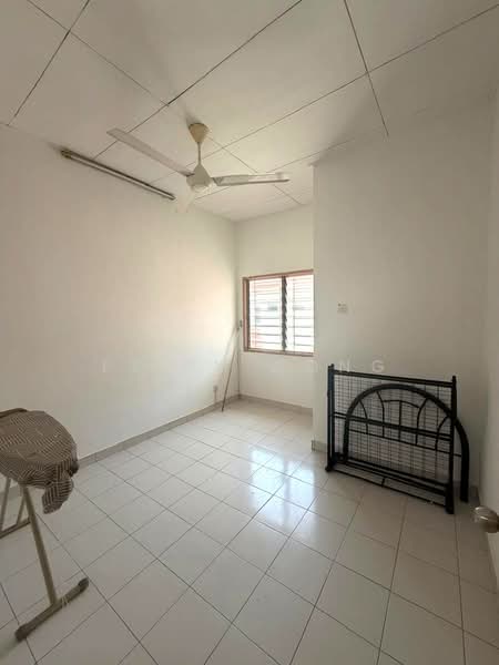 2-storey Terraced House for Sale in TAMAN PUCHONG UTAMA (Puchong) - Felix Wong - Room - PropertyGuru.com.my