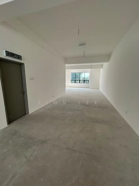 Shop for Rent in Pekan Nenas (Johor) - Fion Lee - Interior - PropertyGuru.com.my