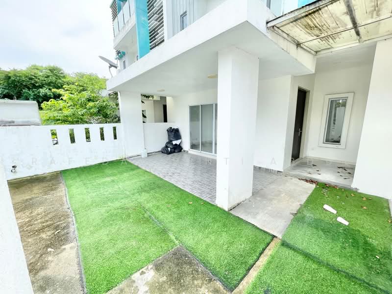 Rumah Teres untuk Dijual di Semenyih (Selangor) - Rafedah Binti Abdul Aziz - Exterior - PropertyGuru.com.my