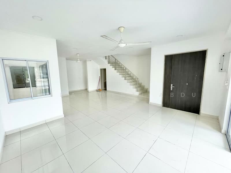 Rumah Teres untuk Dijual di Semenyih (Selangor) - Rafedah Binti Abdul Aziz - Living Room - PropertyGuru.com.my