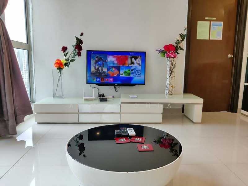 Servis Apartment untuk Dijual di Regalia Residence - Alvin Chia - Living Room - PropertyGuru.com.my