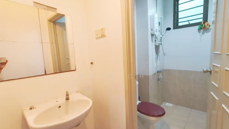 Cluster House for Sale in Taman Austin Heights (Tebrau) - Stella Chia - Bathroom - PropertyGuru.com.my