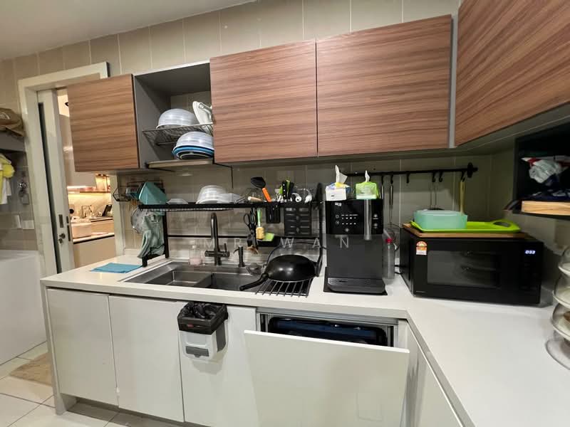 Condominium for Sale at Pavilion Hilltop - Mr Wan - Kitchen - PropertyGuru.com.my