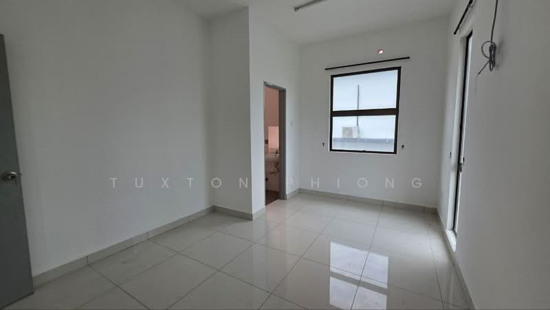 2-storey Terraced House for Sale in Bandar Dato Onn (Tebrau) - Tuxton Phiong - Interior - PropertyGuru.com.my