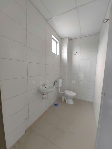 Kilang untuk Disewa di Pusing (Perak) - Jessey Ng - Bathroom - PropertyGuru.com.my