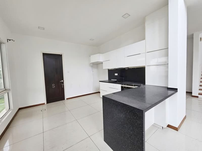 Rumah Banglo untuk Dijual di Senibong Cove (Masai) - Stella Chia - Kitchen - PropertyGuru.com.my