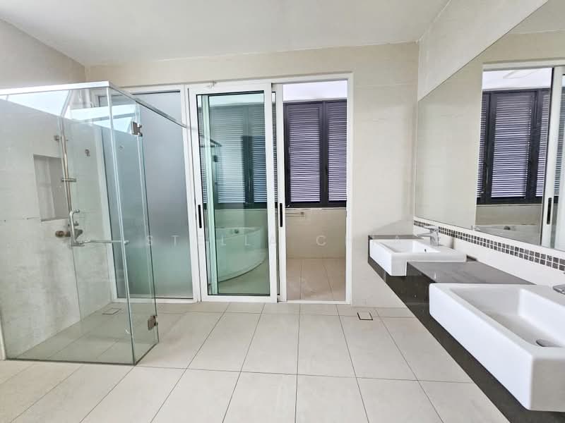 Rumah Banglo untuk Dijual di Senibong Cove (Masai) - Stella Chia - Bathroom - PropertyGuru.com.my
