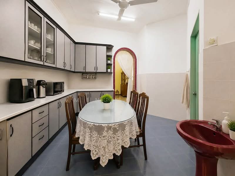 1-storey Terraced House for Sale in Johor Bahru (Johor) - Min Kong - Kitchen - PropertyGuru.com.my