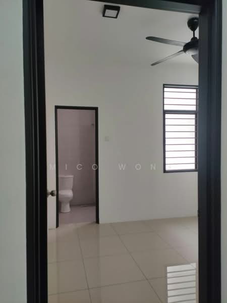 2-storey Terraced House for Rent in Sungai Buloh (Selangor) - Mico Wong - Bathroom - PropertyGuru.com.my