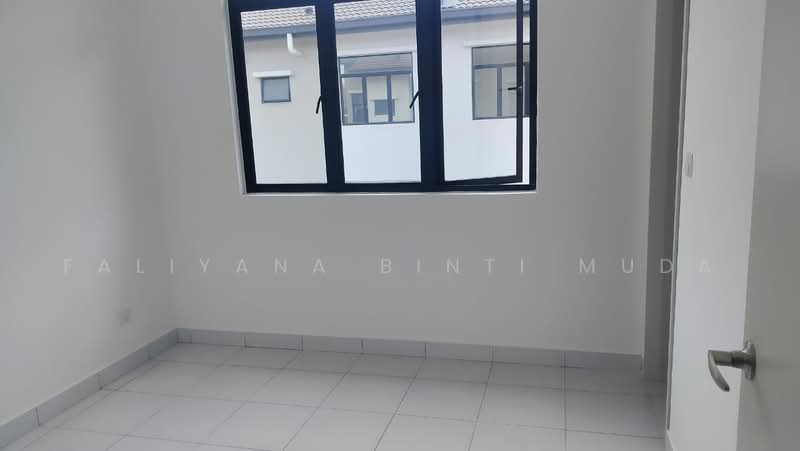 2-storey Terraced House for Sale in Kuala Selangor (Selangor) - Faliyana binti Muda - PropertyGuru.com.my