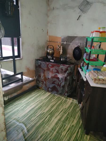 Flat for Sale at Flat Tasek 64 - Tommy Phua - Kitchen - PropertyGuru.com.my