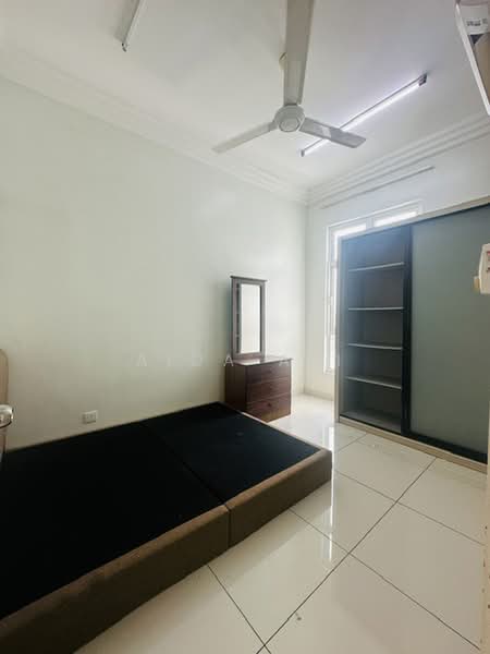 Kondominium untuk Disewa di Opal Residensi - Aida Ali - Bedroom - PropertyGuru.com.my
