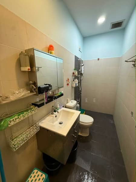 2-storey Terraced House for Sale in Austin Crest (Johor Bahru) - Reny Hee - Bathroom - PropertyGuru.com.my