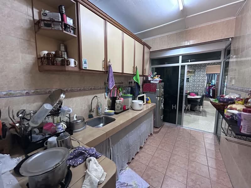 1-storey Terraced House for Sale in Taman Medan Baru (Petaling Jaya) - Mohd Nor Fahmi - Kitchen - PropertyGuru.com.my