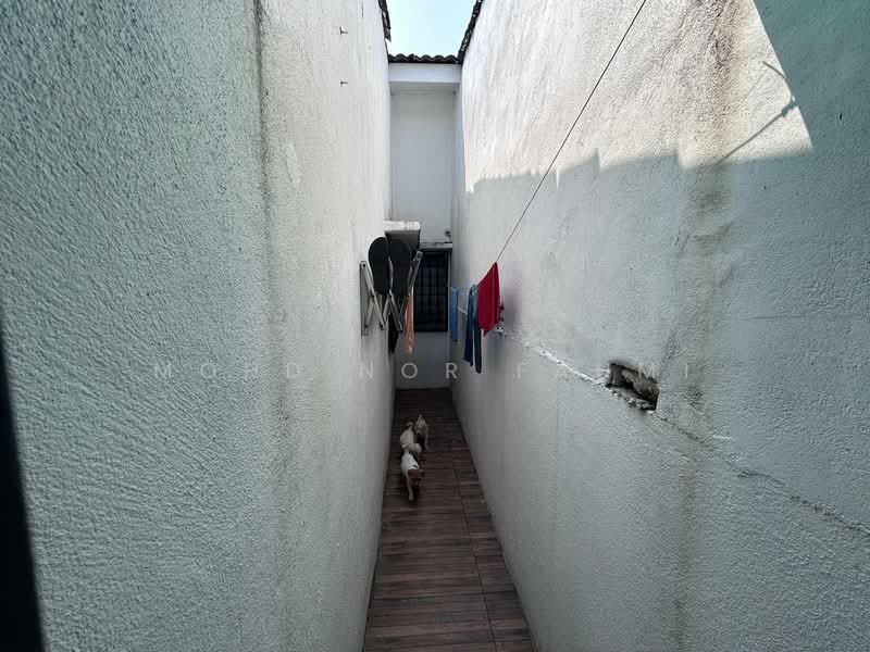 1-storey Terraced House for Sale in Taman Medan Baru (Petaling Jaya) - Mohd Nor Fahmi - Exterior - PropertyGuru.com.my