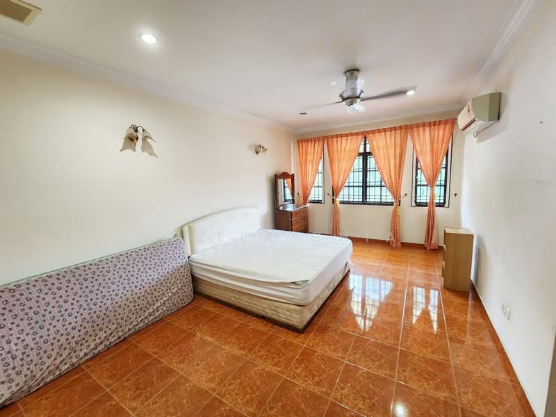 2-storey Terraced House for Rent in Bandar Baru Permas Jaya (Permas Jaya) - Stella Chia - Bedroom - PropertyGuru.com.my