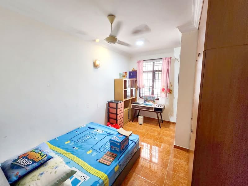 2-storey Terraced House for Rent in Bandar Baru Permas Jaya (Permas Jaya) - Stella Chia - Bedroom - PropertyGuru.com.my
