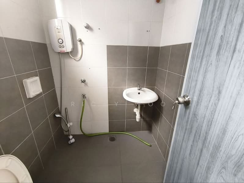 2-storey Terraced House for Sale in Setia Eco Gardens (Gelang Patah) - Ricky Woo - Bathroom - PropertyGuru.com.my