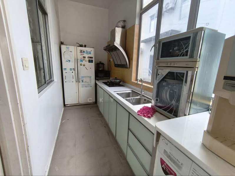 2-storey Terraced House for Sale in Setia Eco Gardens (Gelang Patah) - Ricky Woo - Kitchen - PropertyGuru.com.my
