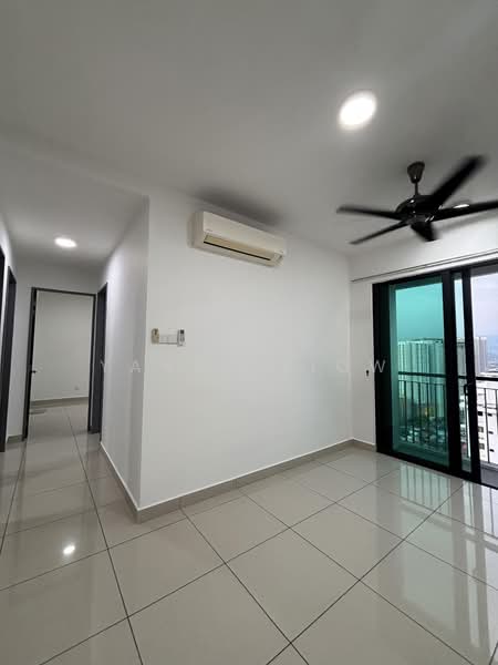 Service Residence for Sale at KL Traders Square - Yanny Siow - Corridor - PropertyGuru.com.my