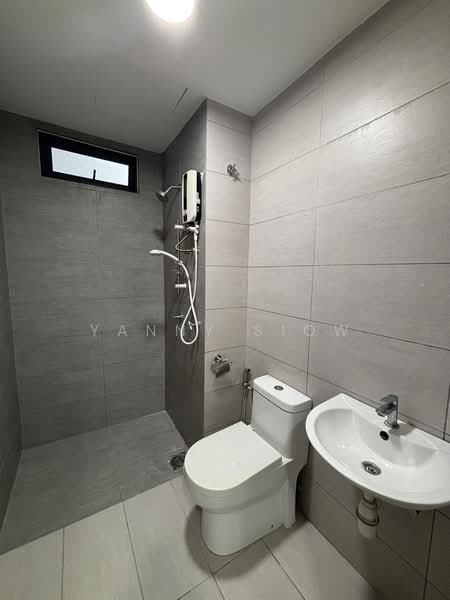 Service Residence for Sale at KL Traders Square - Yanny Siow - Bathroom - PropertyGuru.com.my