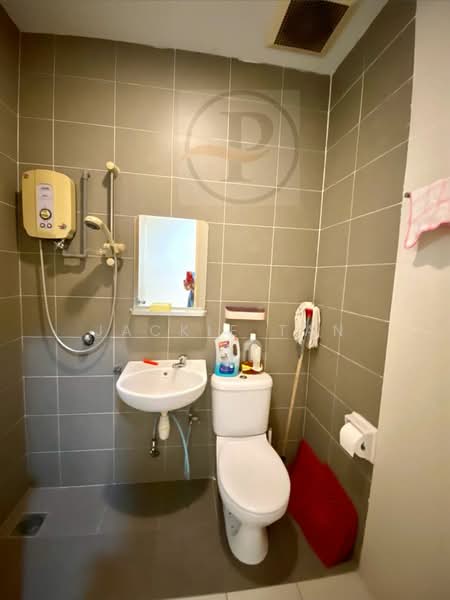 2-storey Terraced House for Sale in Kemuning Utama (Shah Alam) - Jackie Tan - Bathroom - PropertyGuru.com.my