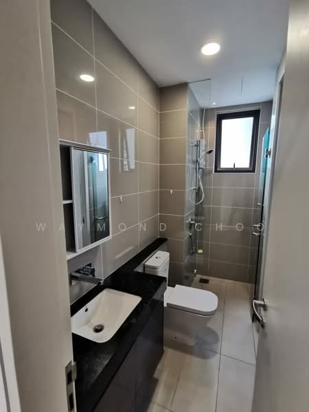 Service Residence for Sale at The Park 2 - Waymond Choo - Bathroom - PropertyGuru.com.my
