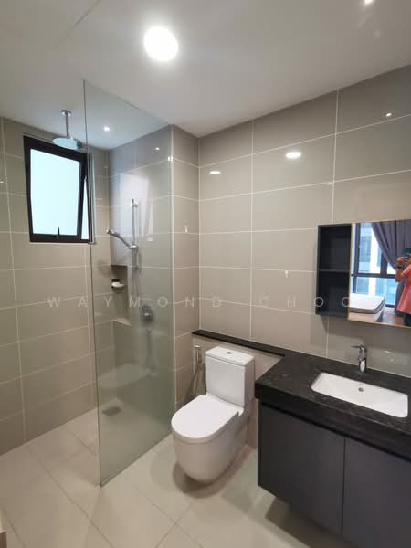 Service Residence for Sale at The Park 2 - Waymond Choo - Bathroom - PropertyGuru.com.my