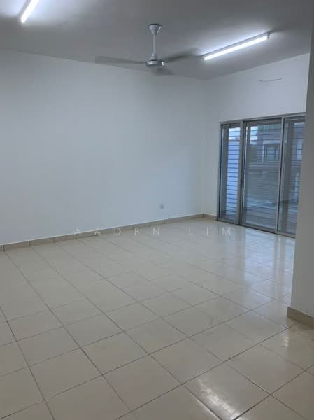 2-storey Terraced House for Sale in Taman Baiduri Dengkil (Dengkil) - Aaden Lim - Living Room - PropertyGuru.com.my